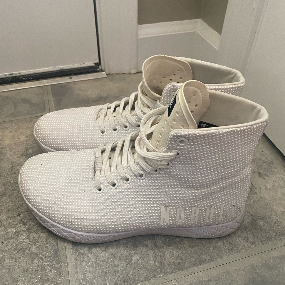 NOBULL High Top Trainer | W8.5 | White